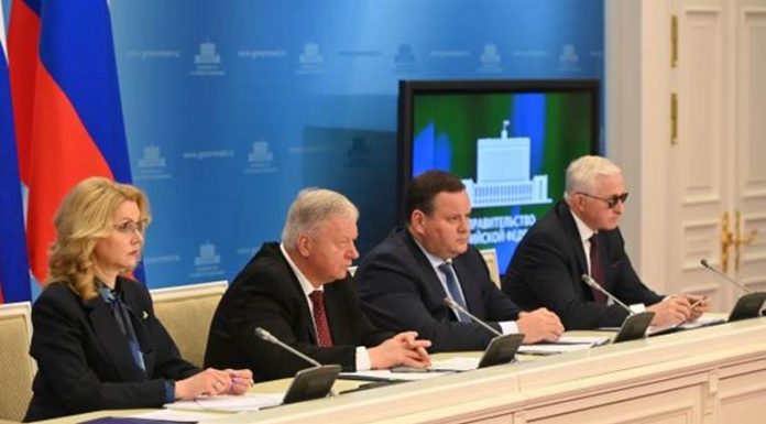 Подписано Генеральное соглашение между объединениями профсоюзов, работодателей и Правительством РФ