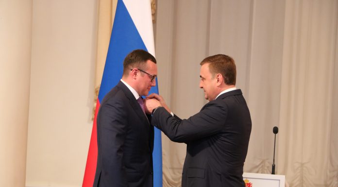 Торжественное собрание в честь Дня России