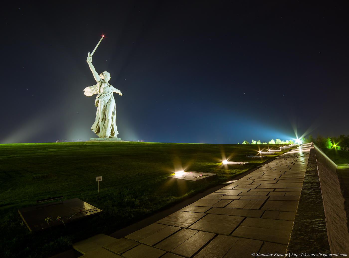 Картинки мамаев курган. Мамаев Курган Волгоград. Мемориальный комплекс Мамаев Курган. Памятник Мамаев Курган в Волгограде. Мемориальный комплекс Родина мать Волгоград.